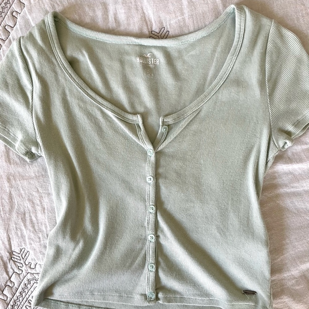Holister Top
